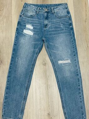 Slim Straight Distressed Blue Jeans for Men